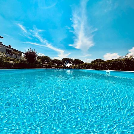 Perseo Apartment - 200M Dal Lago Di Garda 西尔米奥奈 外观 照片