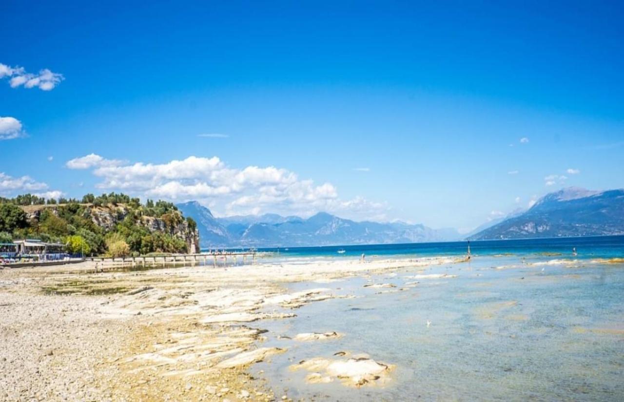 Perseo Apartment - 200M Dal Lago Di Garda 西尔米奥奈 外观 照片