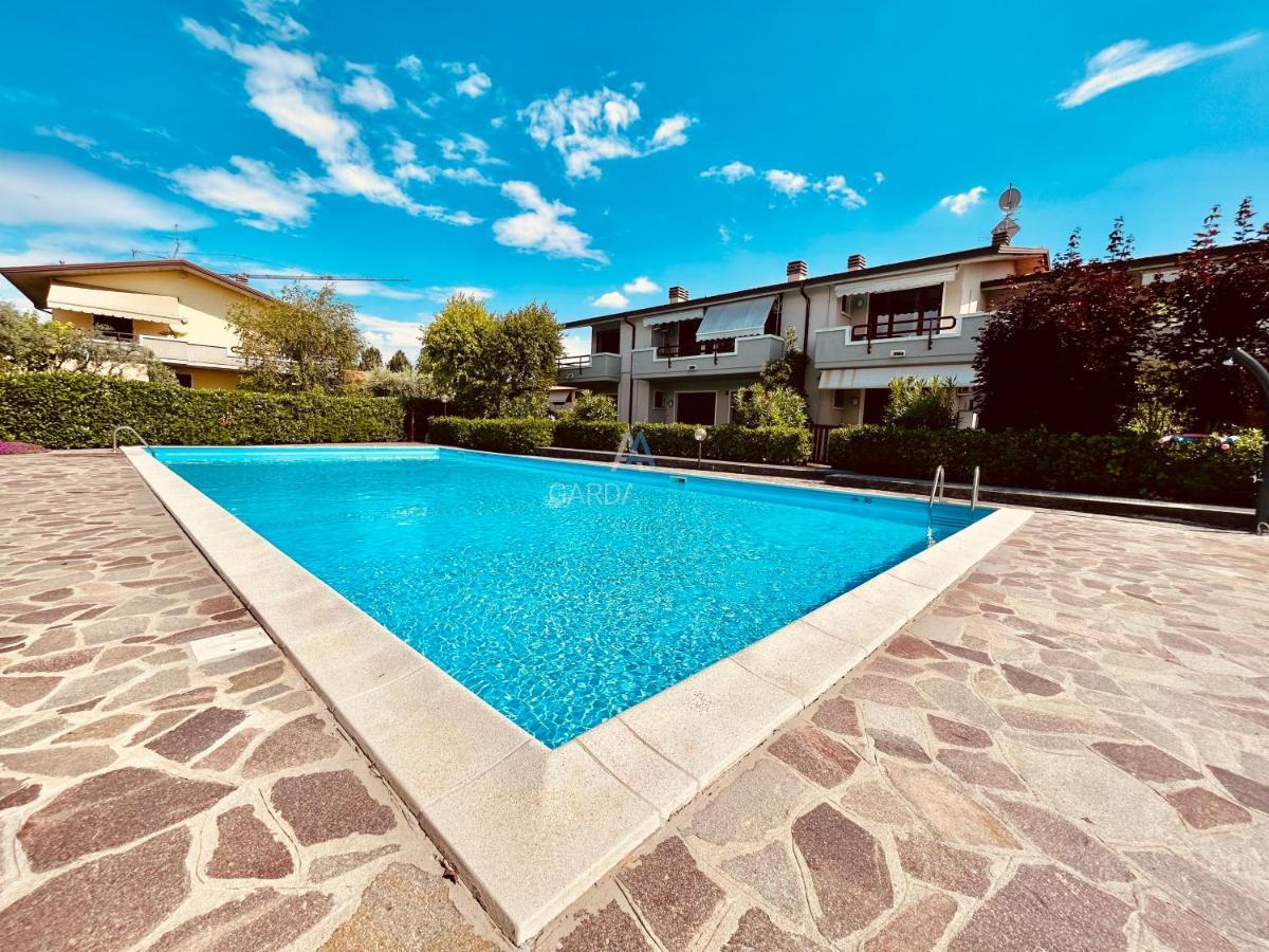 Perseo Apartment - 200M Dal Lago Di Garda 西尔米奥奈 外观 照片