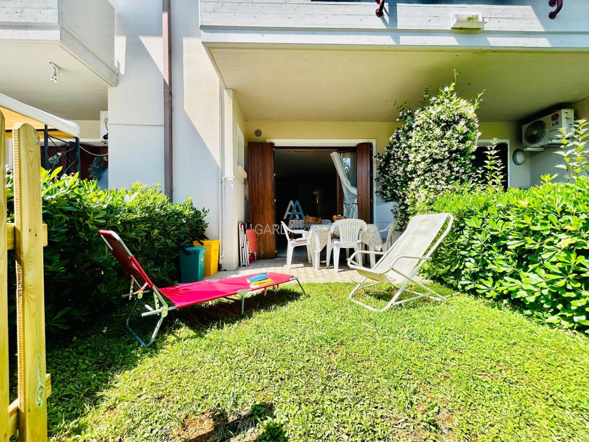 Perseo Apartment - 200M Dal Lago Di Garda 西尔米奥奈 外观 照片